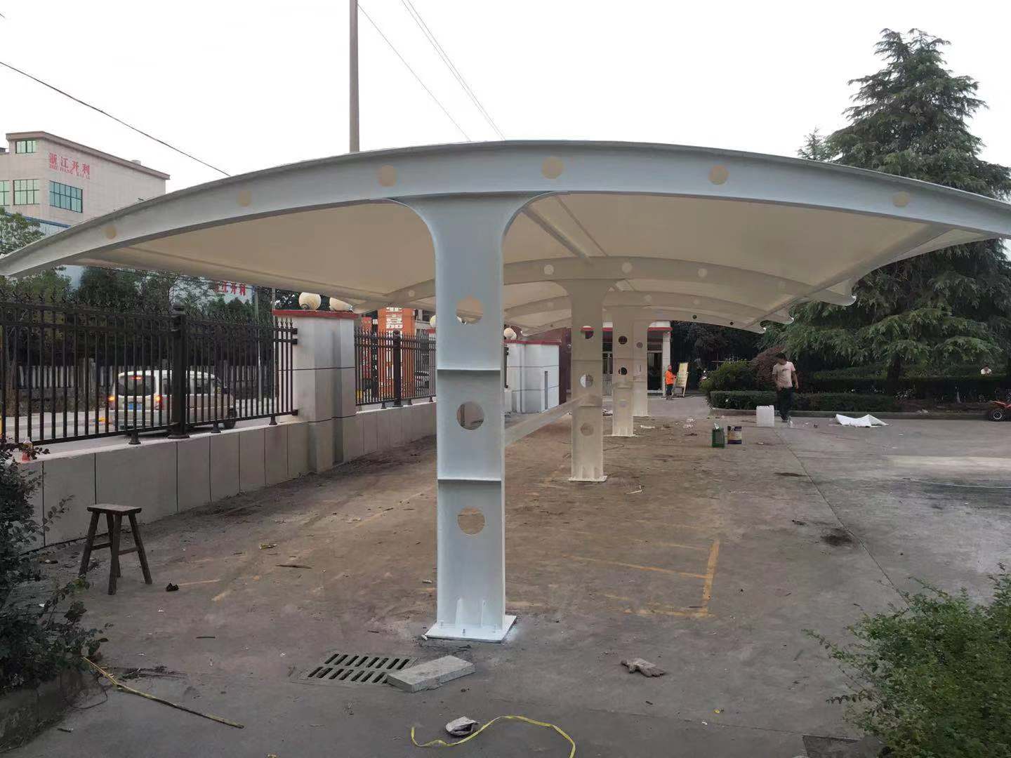 電動(dòng)車(chē)棚2